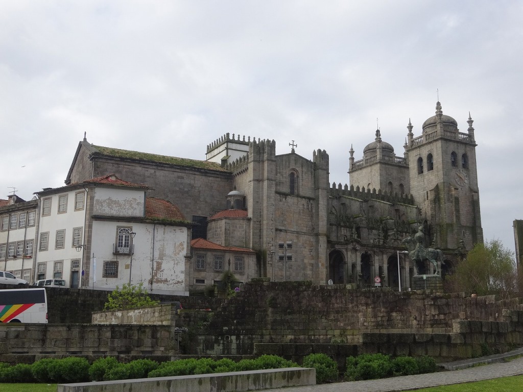 1-8ポルトガル　ポルト　セーラ･ド･ピラール修道院